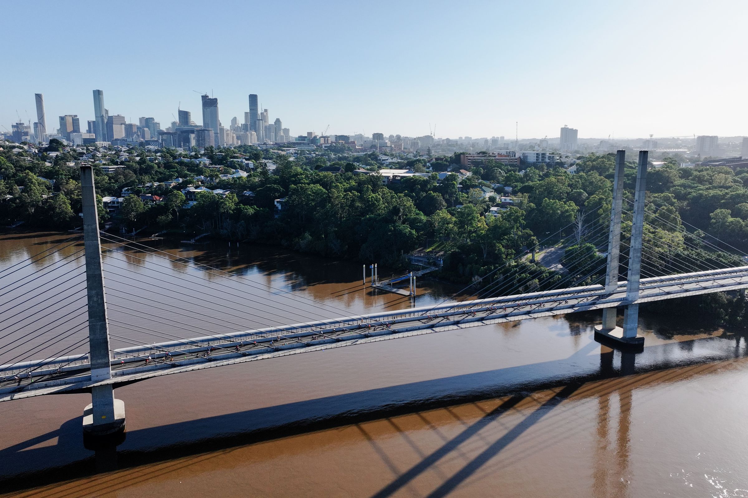 Brisbane's bridge during the Tour de Brisbane